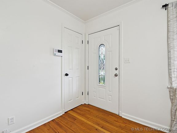3rd image of 2653 S Vandalia Ave