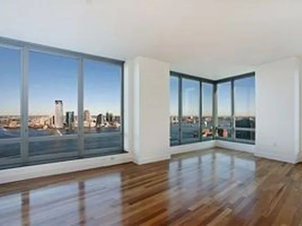 30 West St APT 32A, New York, NY 10004