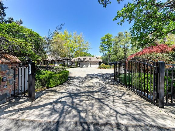 4th image of 8219 Santa Juanita Ave