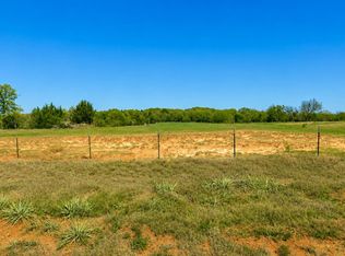 13 Parker Dairy Rd, Forestburg, TX 76239