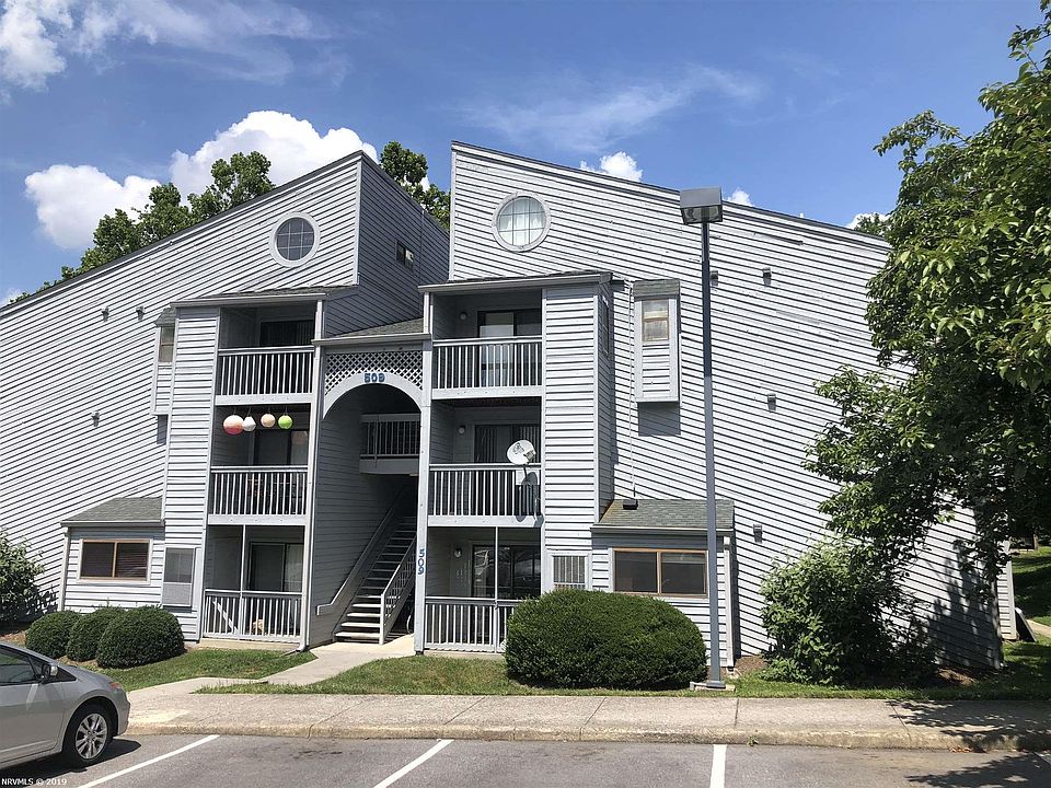 1st image of 509 Sunridge Dr APT A
