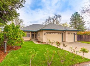 5541 Engle Rd, Carmichael, CA 95608