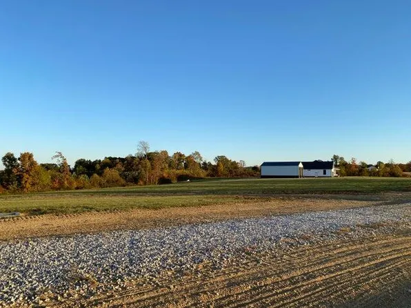 1983 Old Hare Rd, East Bernstadt, KY 40729