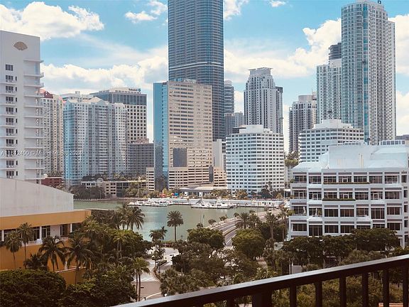 2nd image of 520 Brickell Key Dr APT A1005