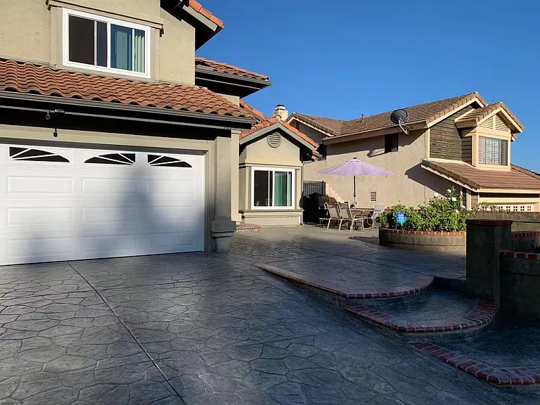 12915 Amaranth St — Photo 2