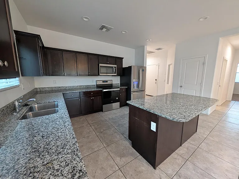 9407 E Alfalfa Dr — Photo 17