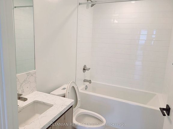 5th image of 319 Jarvis St #Lph03