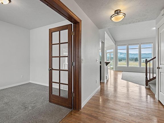 4th image of 3808 S Vercler Ln