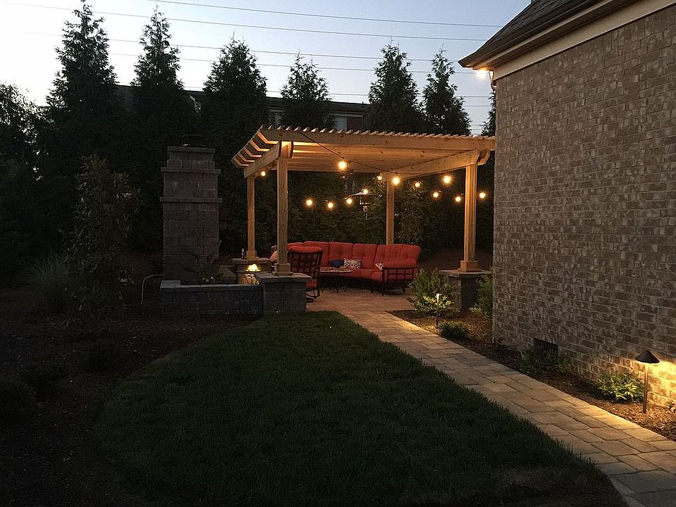 2nd image of 1524 Bledsoe Ln