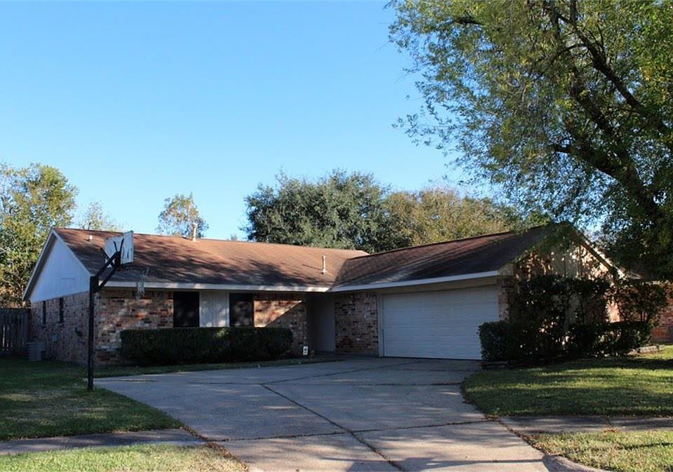 1st image of 7422 Pierrepont Dr