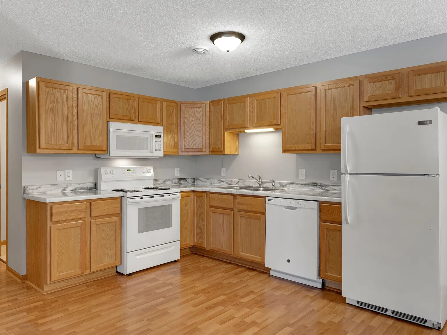 Town Center Townhomes — Photo 3
