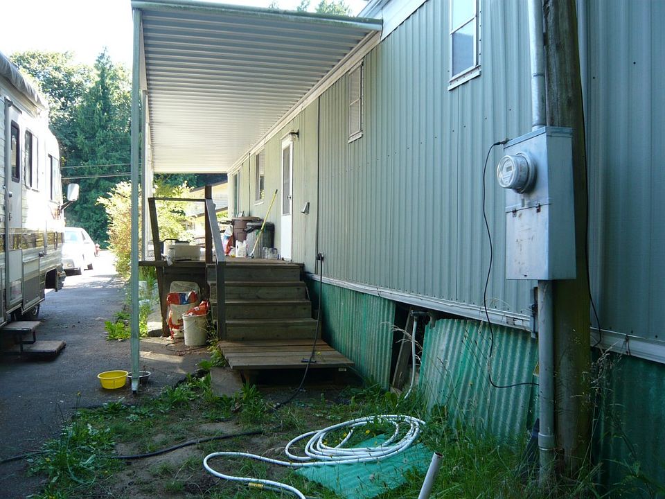2nd image of 50 Cove Way