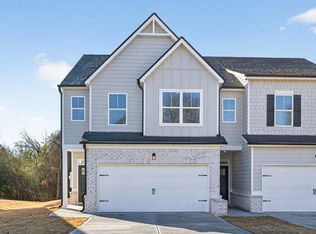 548 Madison St #100, Commerce, GA 30529