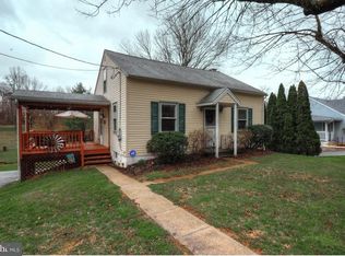 2006 Farmington Ave, Pottstown, PA 19464