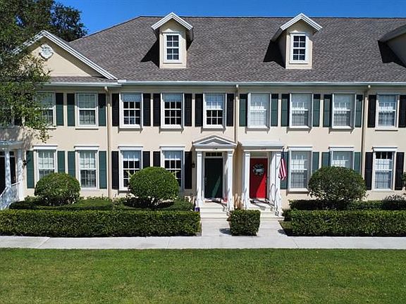 2nd image of 134 Wentworth Ct