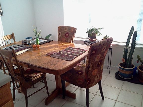 5th image of 794 Castle Valley Blvd APT G