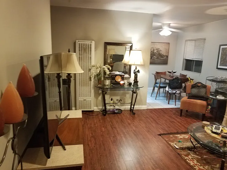 1610 Barry Ave #5 — Photo 21