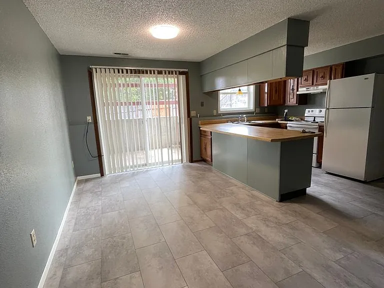 1326-1328 Babcock Blvd — Photo 17