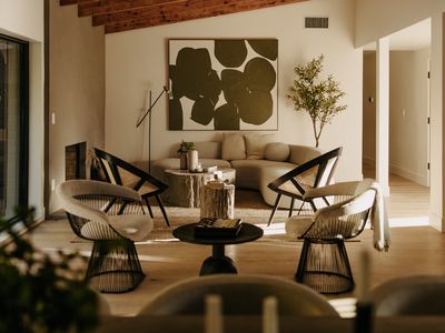 4966 Dunman Ave, Woodland Hills, CA, 91364