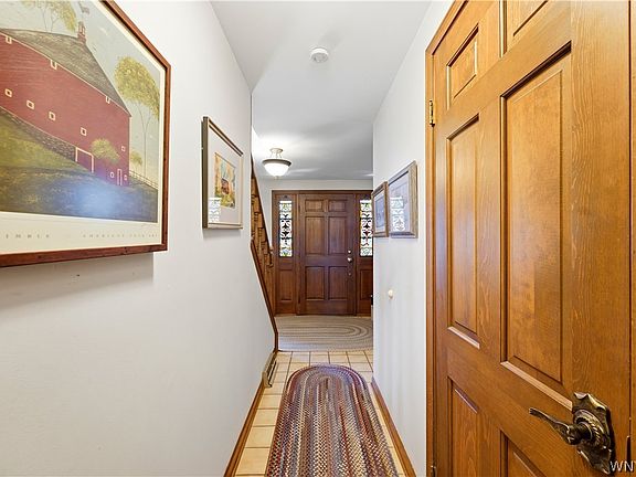 5th image of 14 Waxwing Ln