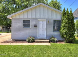 2051 Michael Ave SW, Wyoming, MI 49509