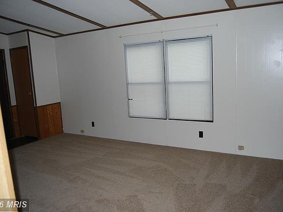 4th image of 601 Tee Jay Ln