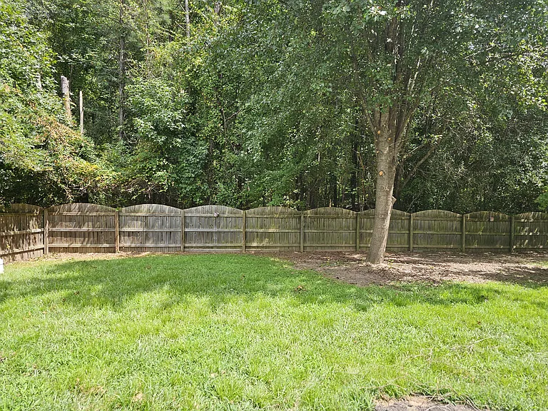 436 Barn View Ct — Photo 17
