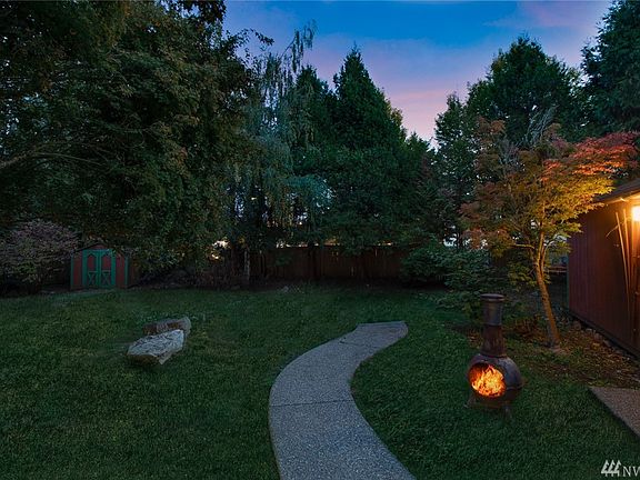 3rd image of 4023 San Mar Dr NE
