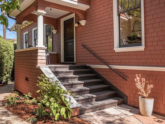 4th image of 322 Walnut Ave