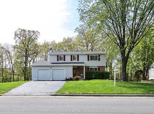 115 S Dickenson Ave, Sterling, VA 20164