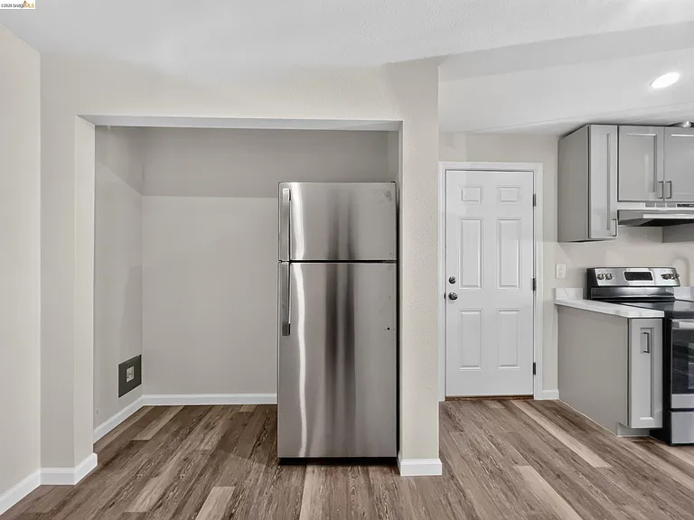 2322 Peachtree Cir #ADU — Photo 9