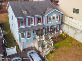 20 Bloomingdale Rd, Staten Island, NY 10309