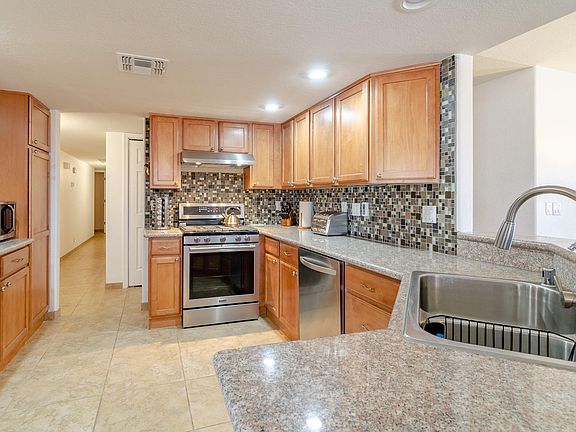 3rd image of 3479 Whitecap Dr