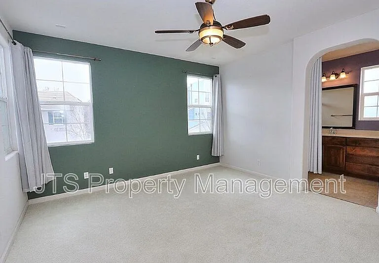 10921 Oakham Dr — Photo 27