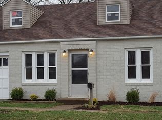 303 W Mulberry St, Robinson, IL 62454
