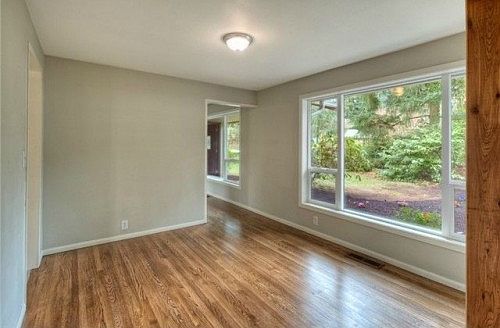 4th image of 4045 NE 178th St