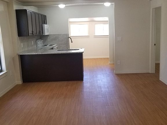 2nd image of 2238 20th St S
