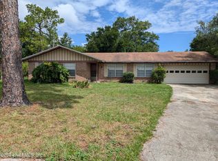 6113 Round Lake Rd N, Jacksonville, FL 32277