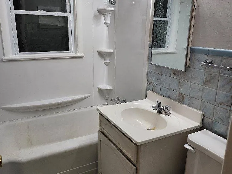 2109 S Parkwood Ln — Photo 14