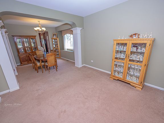 4th image of 614 Northgate Ln