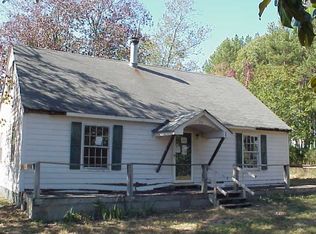 250 Emerald Dr, Campobello, SC 29322