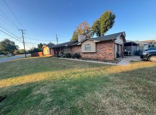 5600 NW 59th St, Warr Acres, OK 73122