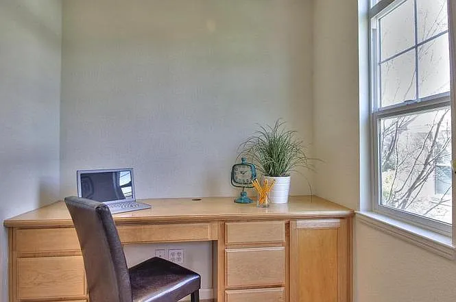 4117 Tobin Cir — Photo 11