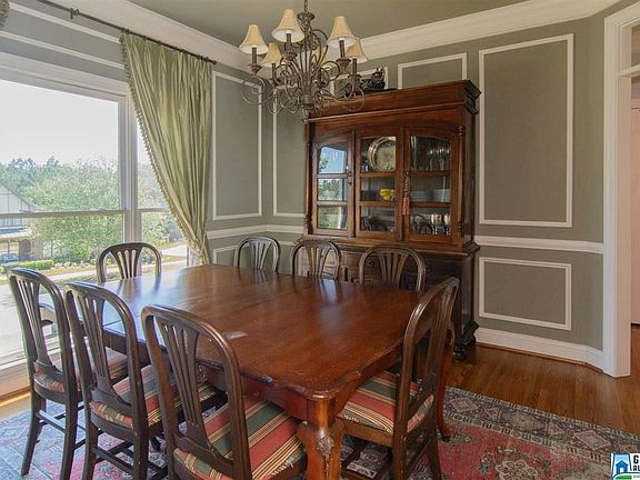 3rd image of 7520 Old Mill Cir