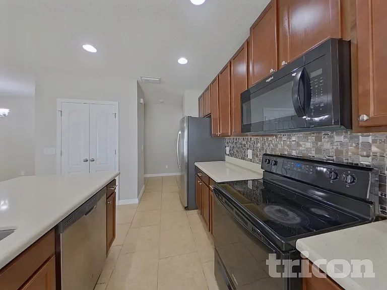 4784 Marcos Cir — Photo 6