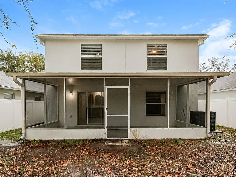 17027 Ongar Ct — Photo 17