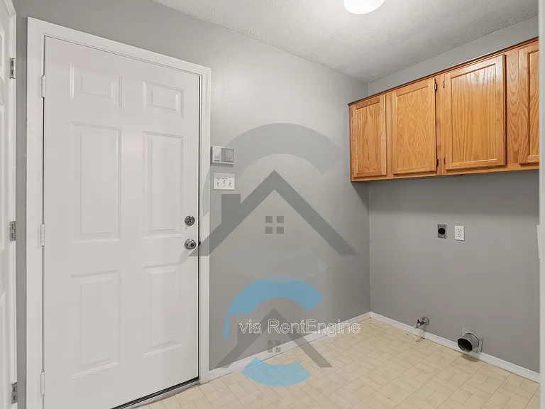 1412 Ivy St — Photo 7