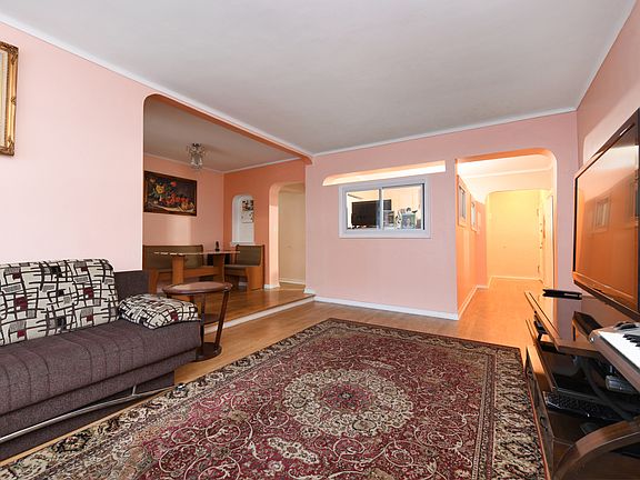 5th image of 99-31 64th Ave APT A7