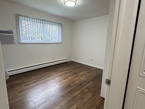 5th image of 24801-24901 Jefferson Ave #17310336