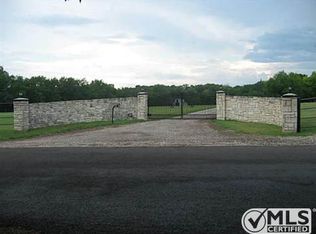 1270 Pratt Rd, Red Oak, TX 75154